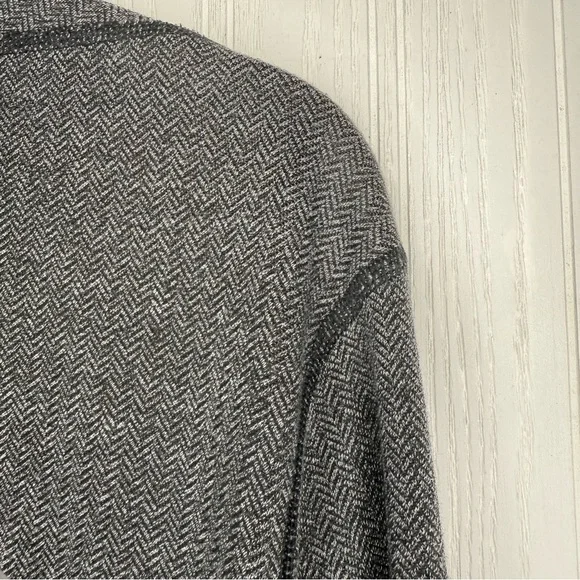 Under Armor loose thread borne heat gear 1/4 zip polo size XL - Picture 4 of 9